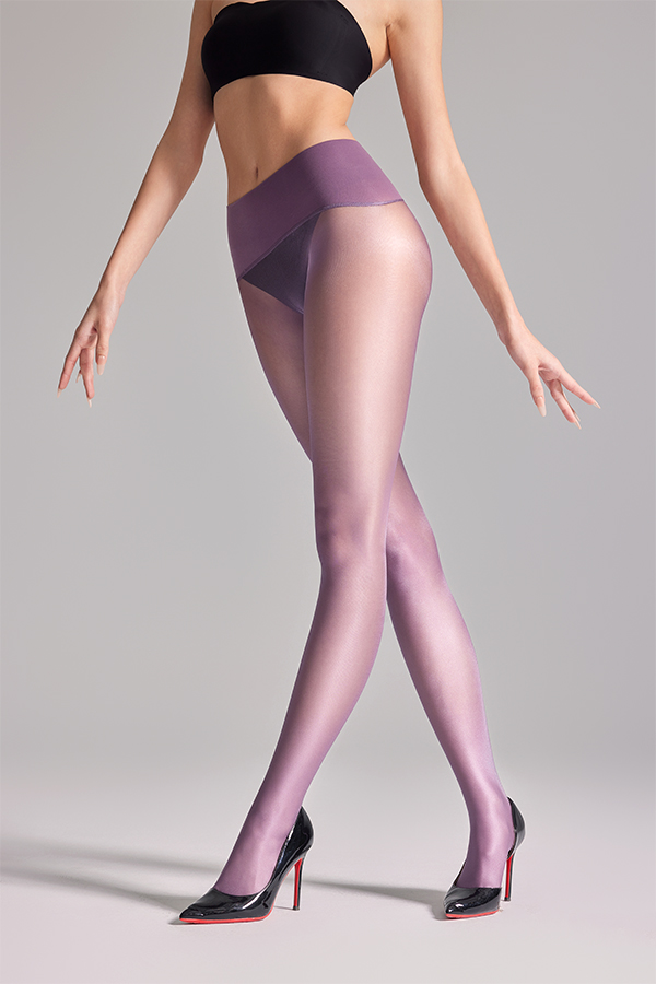Glossy seamless sheer tights